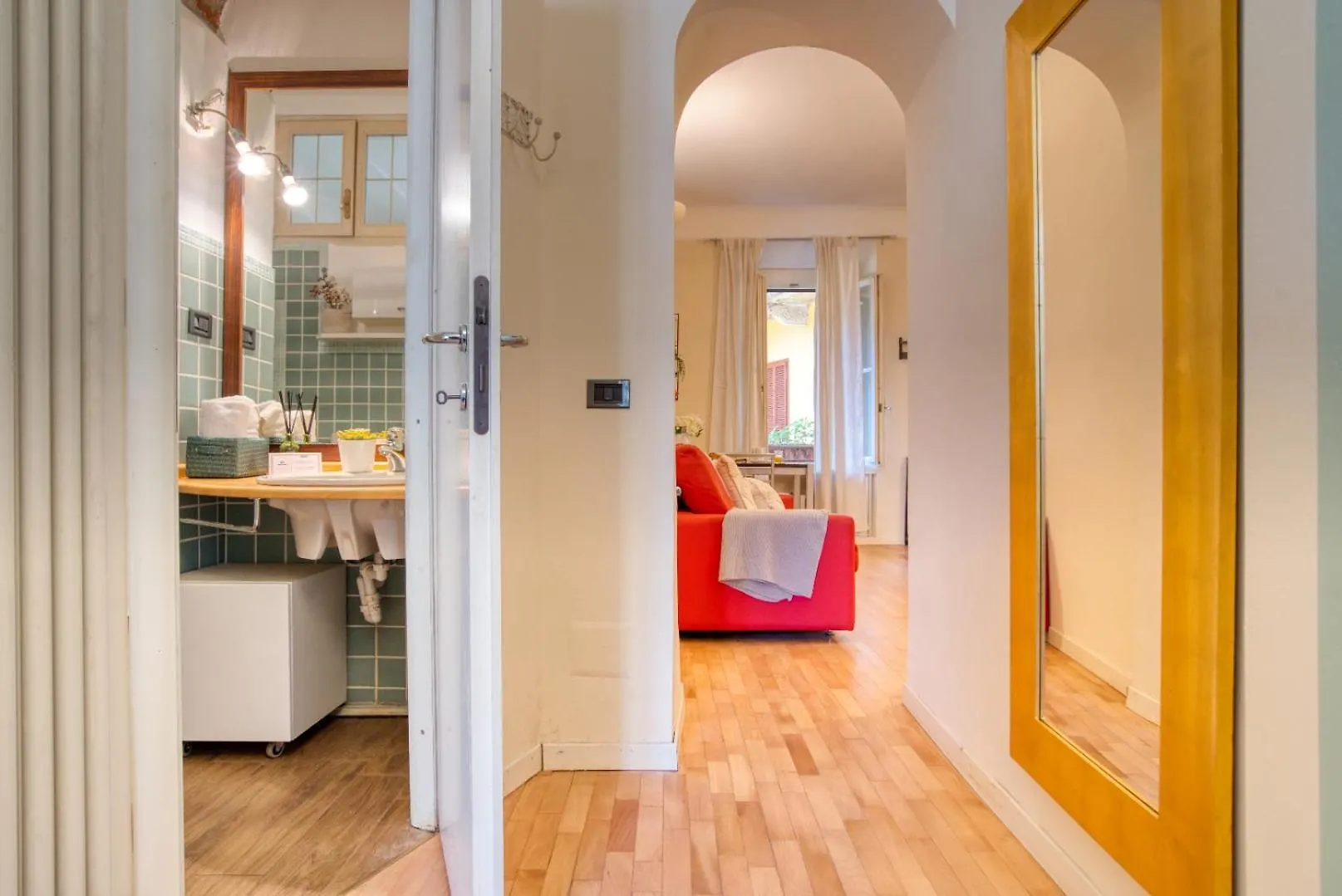 Caseospitali - Deangeli Nest Romantico Bilocale Di Design In Zona De Angeli, Rinnovato E Accessoriato Milán 0*,