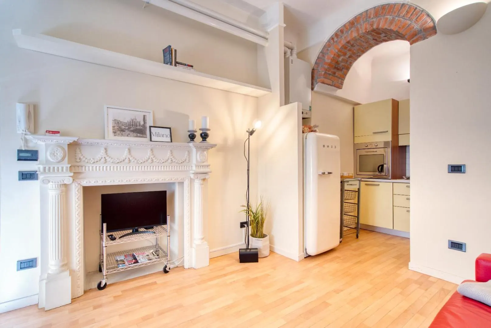 Caseospitali - Deangeli Nest Romantico Bilocale Di Design In Zona De Angeli, Rinnovato E Accessoriato Milán